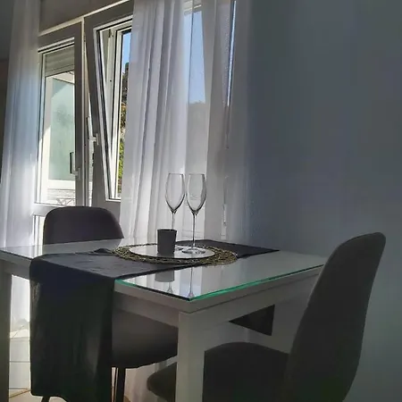 Apartments Nature Omis Exterior photo